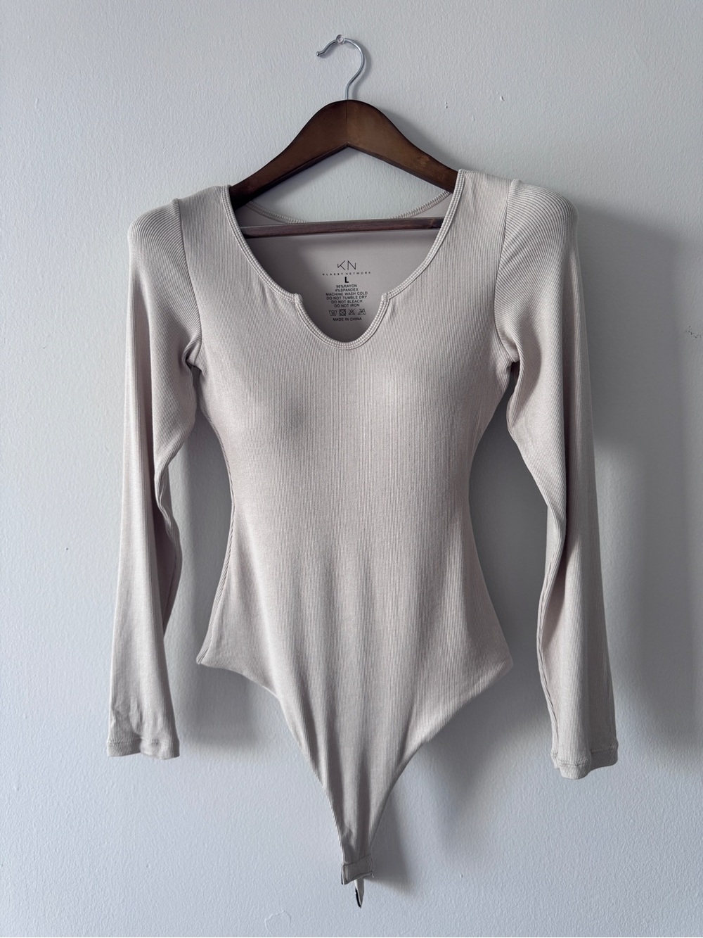 Klassy Network Long Sleeve Scoop-Neck Bodysuit in Light Beige Size L
